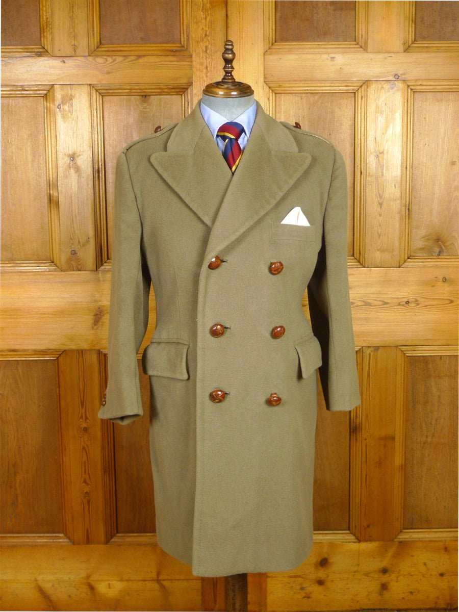 26/0073 extra-heavyweight 1950s vintage british warm overcoat w/ original leather buttons 39 short