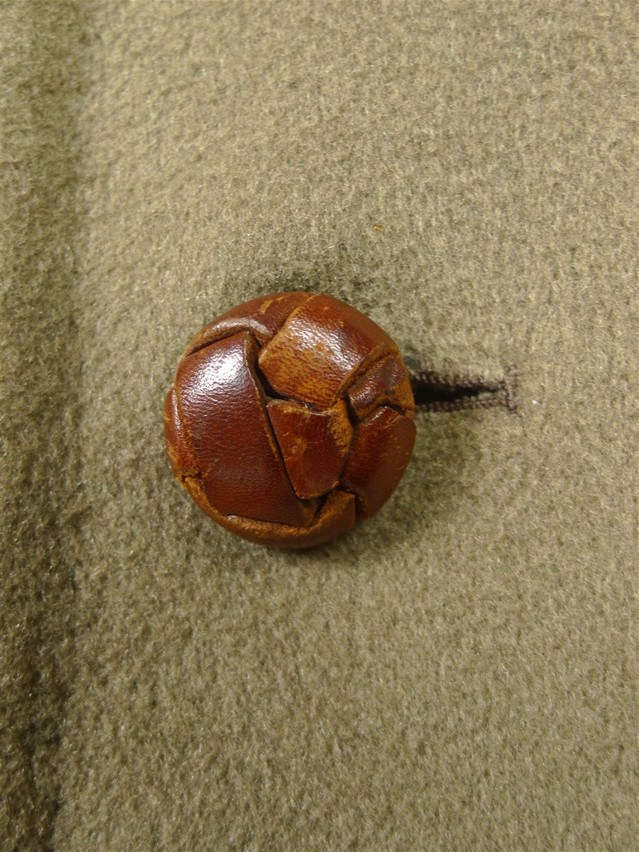 26/0073 extra-heavyweight 1950s vintage british warm overcoat w/ original leather buttons 39 short