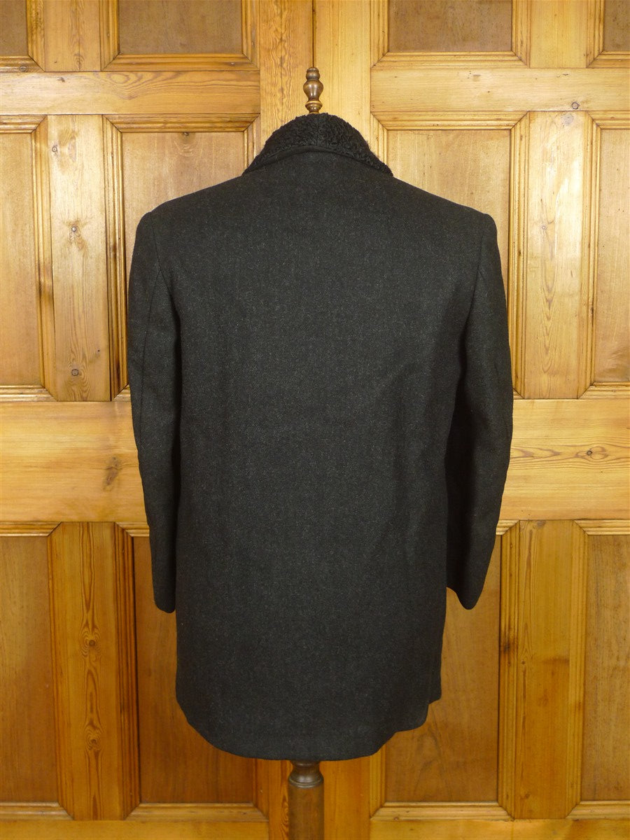 26/0071 immaculate 1960s vintage west of england wool charcoal grey d/b pea coat overcoat w/ astrakhan collar 42