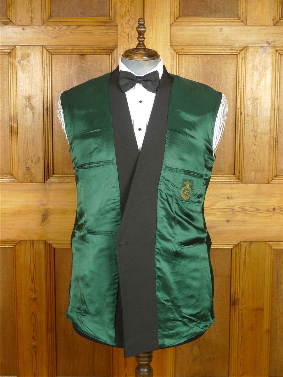 26/0067 immaculate pakeman catto carter black barathea wool / grosgrain facing d/b dinner suit 44 long