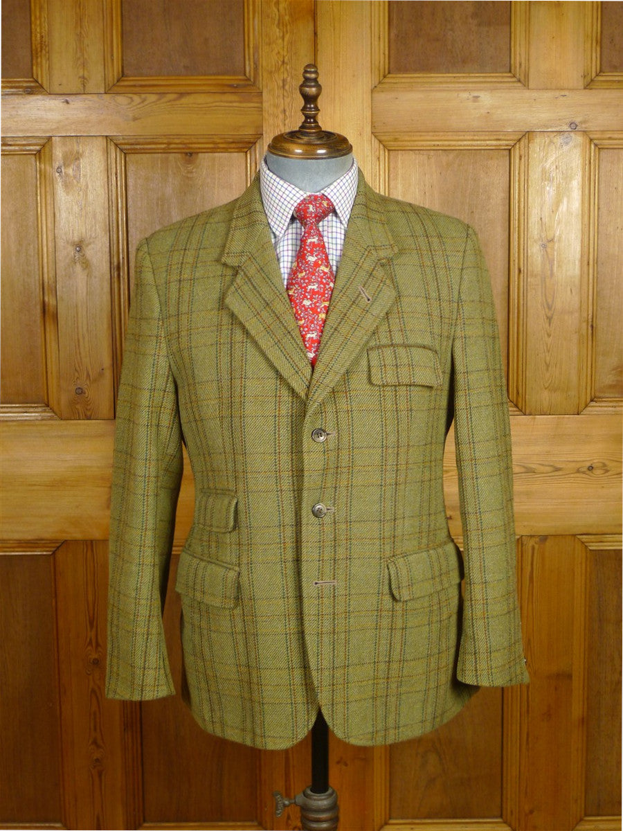 26/0059 immaculate vintage british bespoke green wp check tweed hacking jacket 40 regular