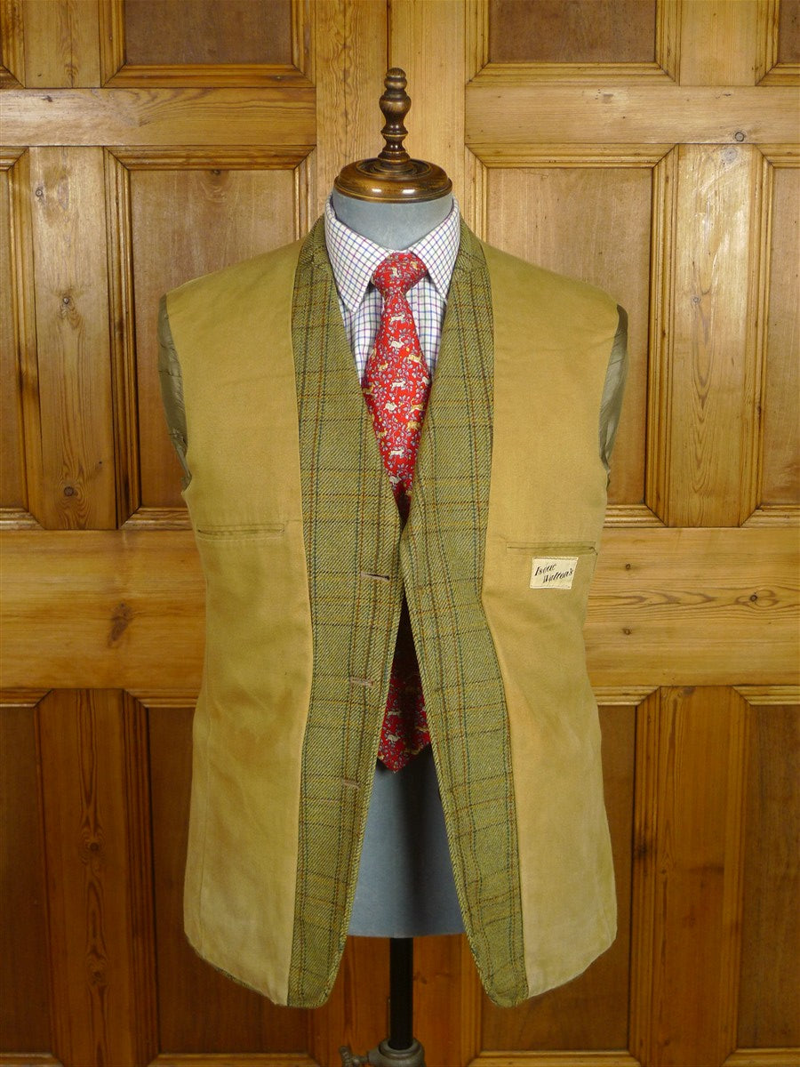 26/0059 immaculate vintage british bespoke green wp check tweed hacking jacket 40 regular