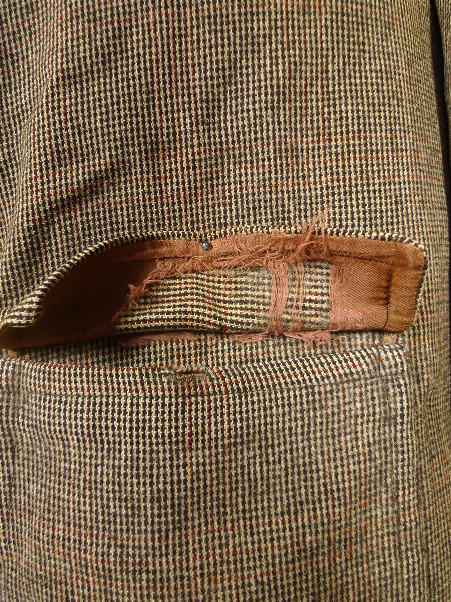 26/0101 genuine 1940s cc41 utility mark ww2 era brown tweed patch pocket overcoat 38