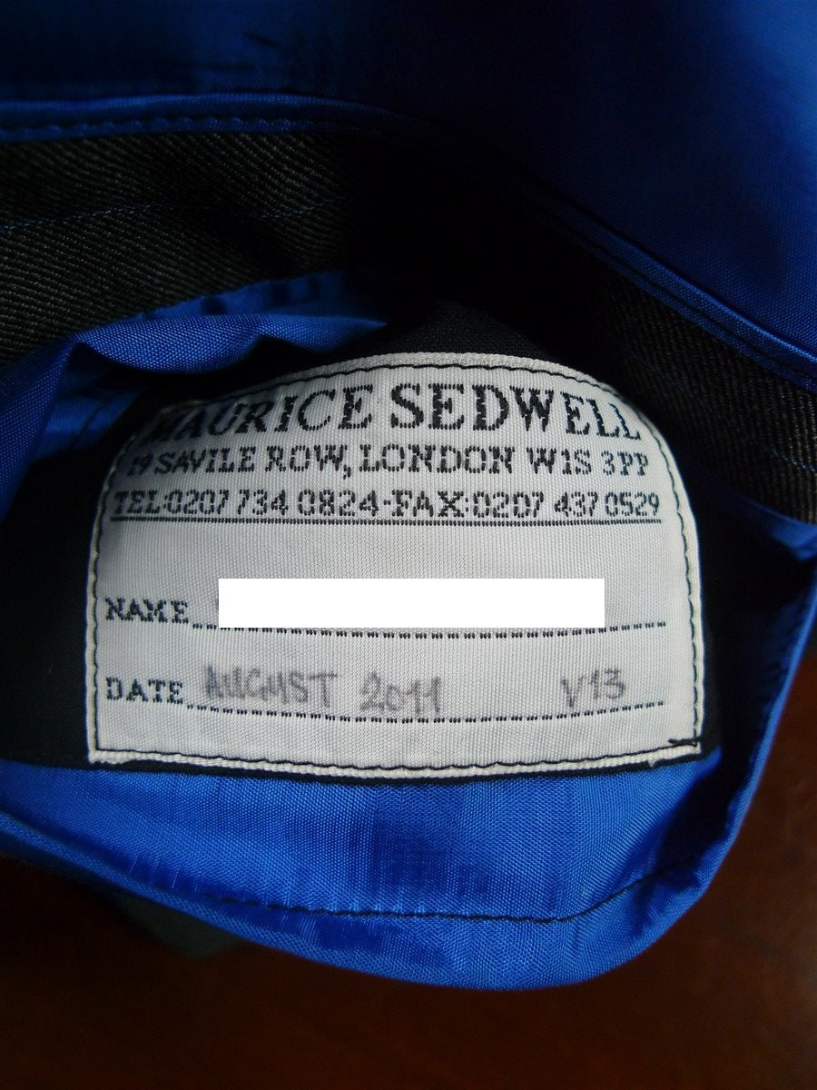 26/0105 near mint 2011 maurice sedwell svile row bespoke grey herringbone / royal blue pin-stripe merino wool 2-piece suit 42 regular