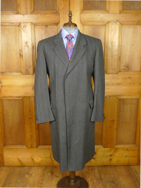 26/0097 immaculate vintage british grey herringbone wool chesterfield coat overcoat 45 regular