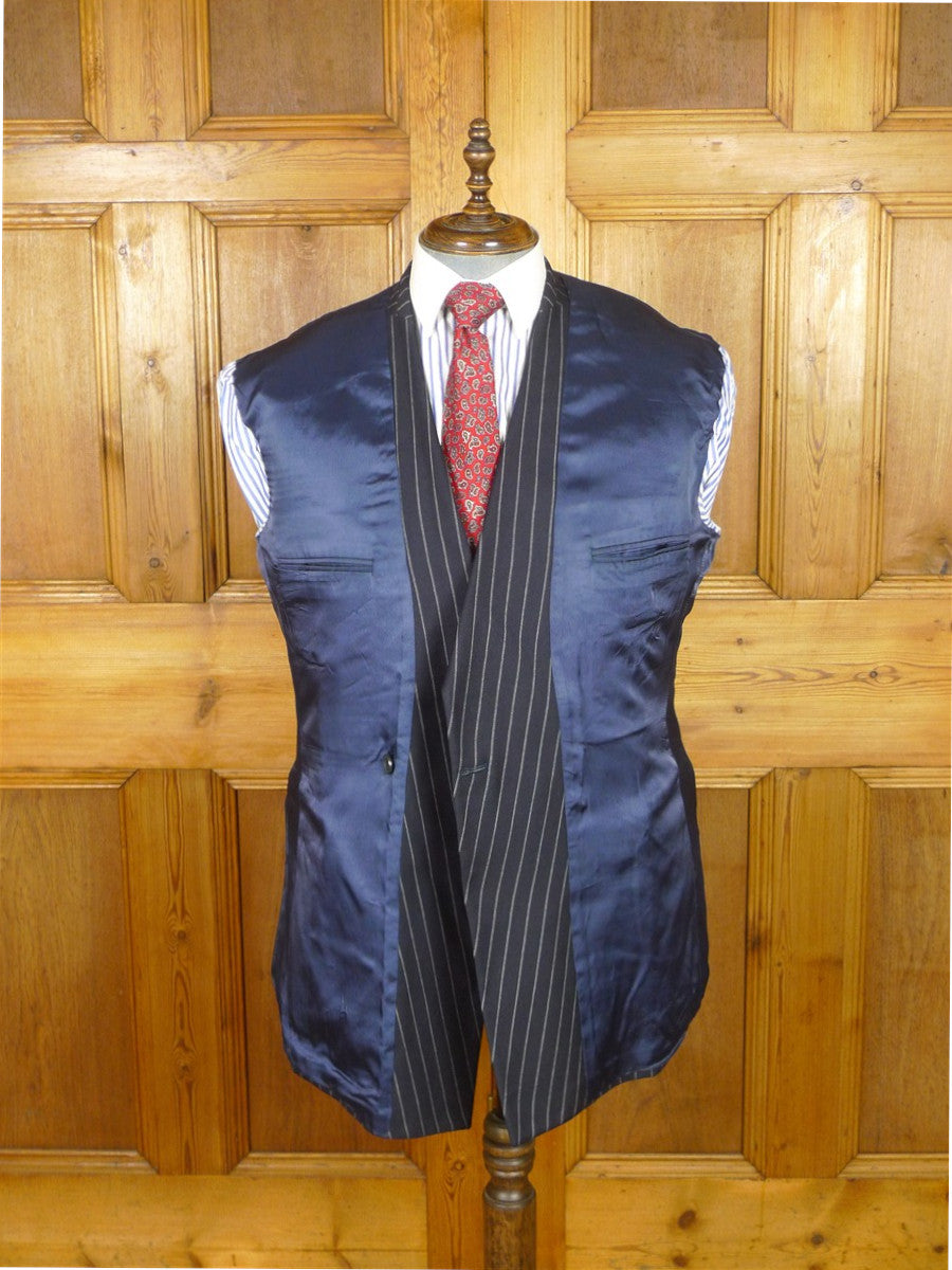 26/0122 immaculate vintage hackett london navy blue rope-stripe d/b worsted wool suit 44 long