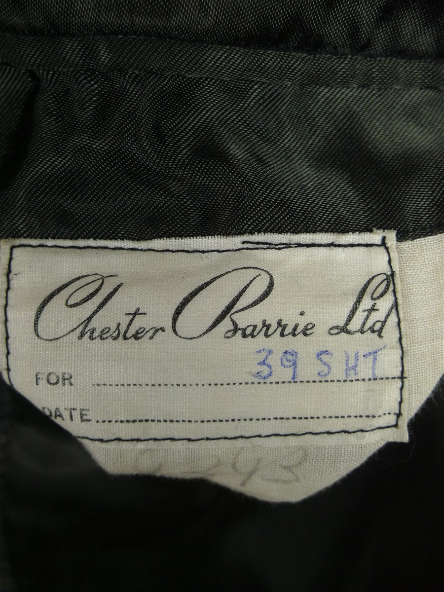 26/0134 heavyweight vintage chester barrie savile row hand tailored grey herringbone tweed overcoat 44