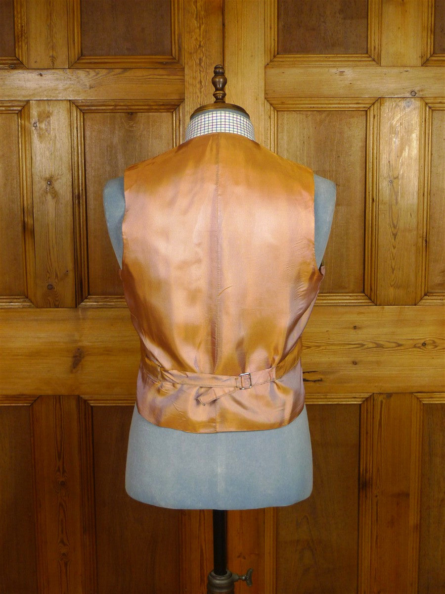 26/0109 wonderful 1960s vintage reversible doeskin wool country waistcoat vest 40-41