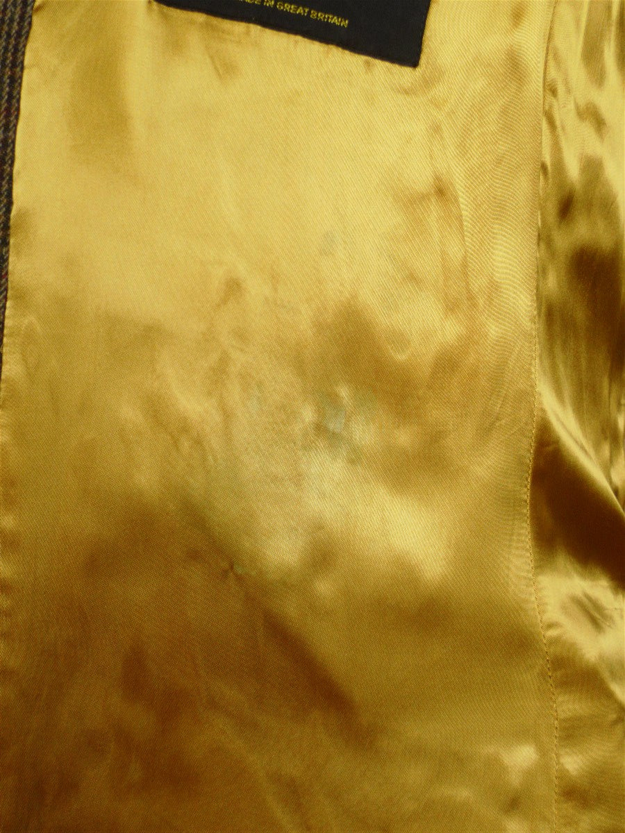 26/0132 near immaculate john g hardy gun check tweed jacket w/ leather buttons 42 long