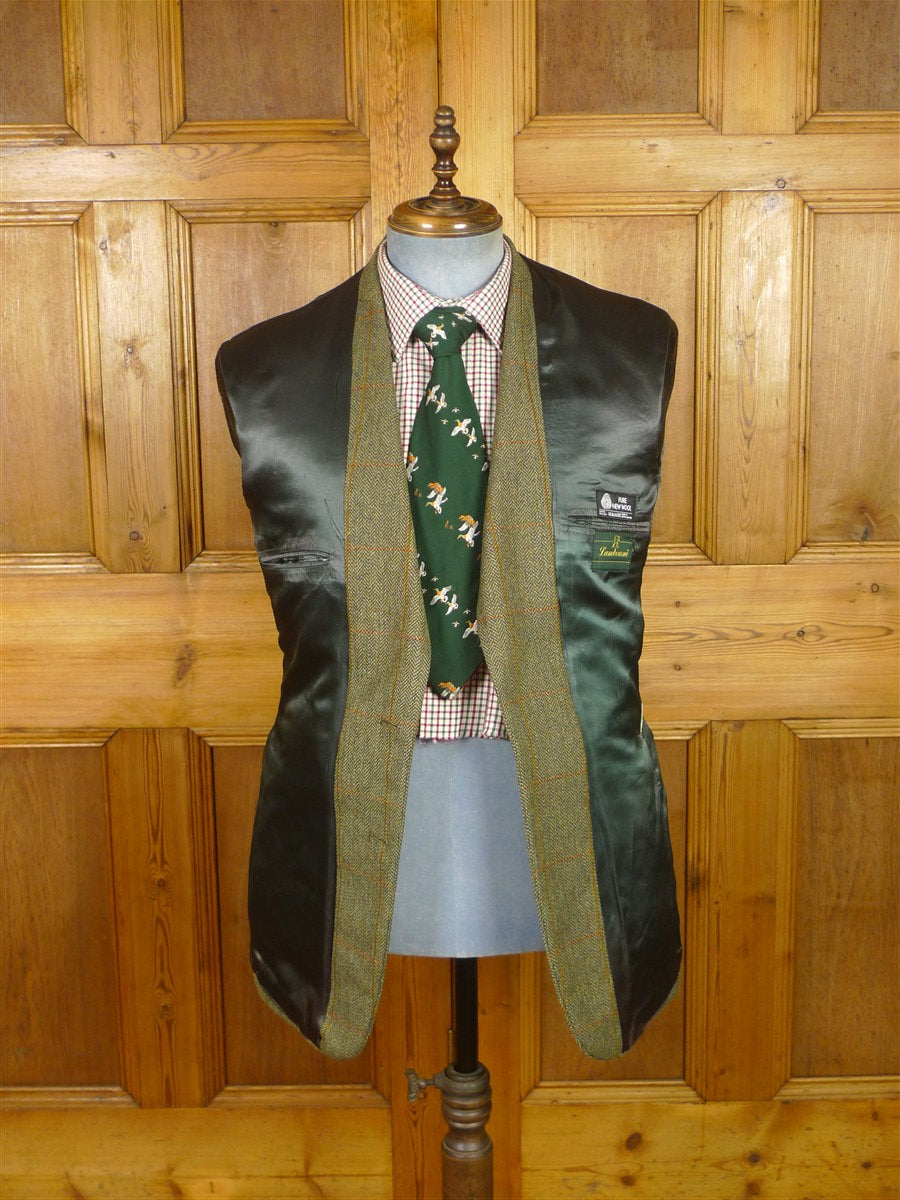 26/0144 immaculate lambourne green wp check tweed jacket 38 regular