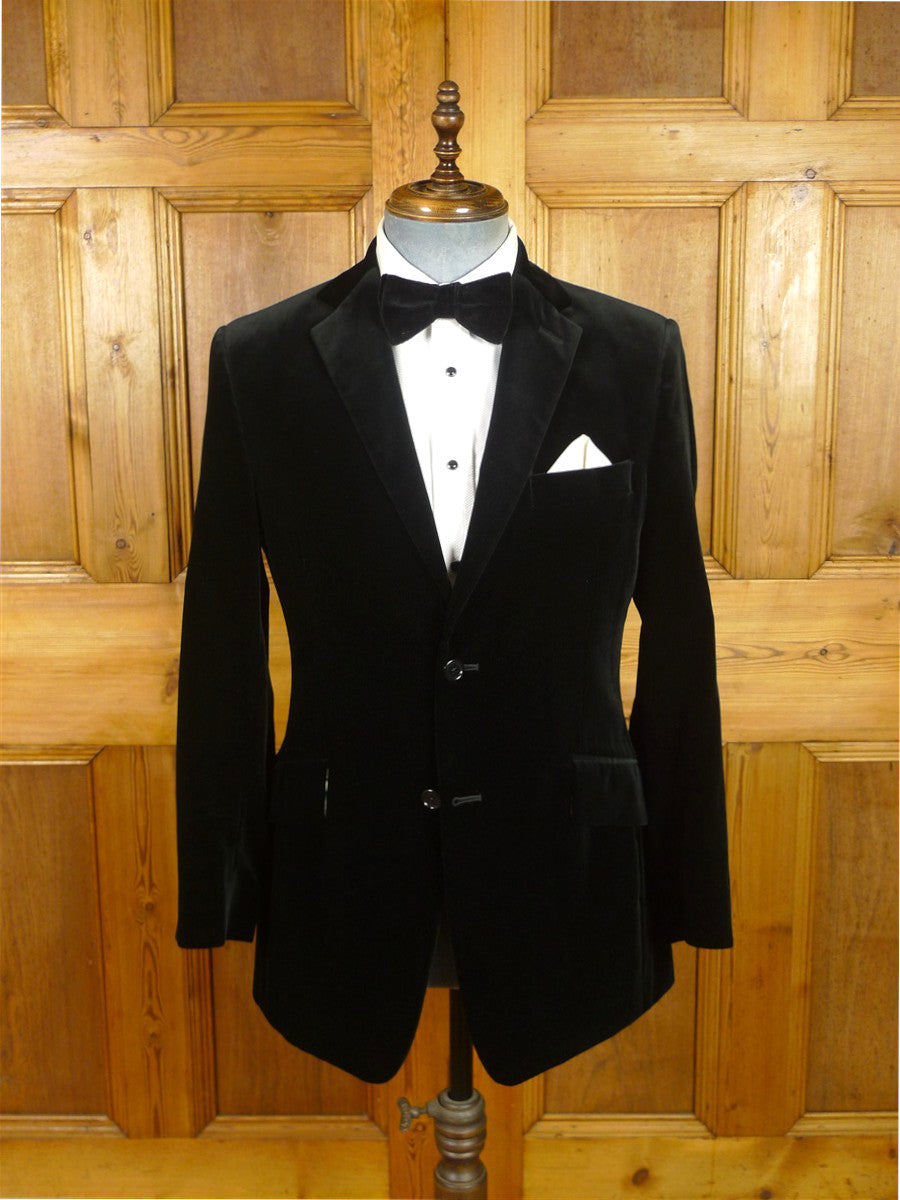26/0150 new & lingwood black velvet jacket w/ special linings 40 short