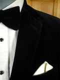 26/0150 new & lingwood black velvet jacket w/ special linings 40 short