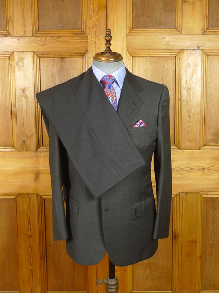 26/0160 near immaculate brioni 100% wool grey s/b suit 39 short (rrp £2000)