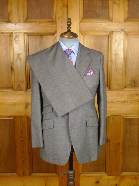 26/0168 fabulous vintage turnbull & asser london heavyweight grey / red wp check worsted suit 40 short