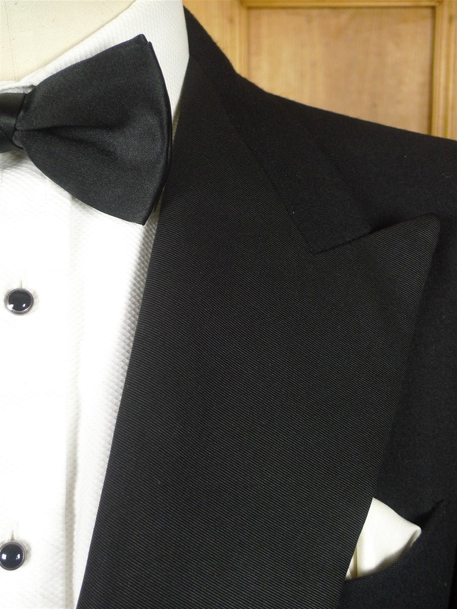 26/0170 fabulous1930s 1940s vintage black barathea / grosgrain silk wide peak lapel s/b dinner jacket 36 regular