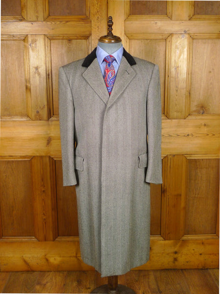 26/0174 immaculate vintage british grey herringbone overcoat coat w/ velvet collar 40