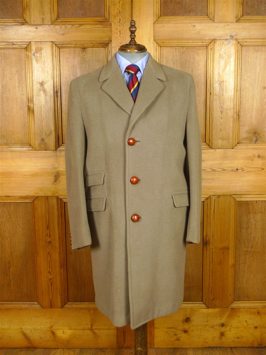 26/0237 genuine 1960s vintage extra-heavyweight crombie wool british warm overcoat w/ leather buttons 44