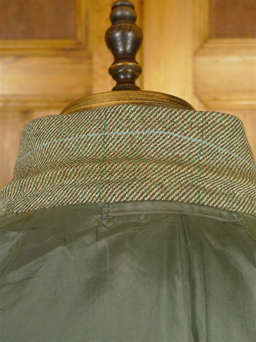 26/0250 vintage 1982 wells of mayfair savile row bespoke green wp check heavyweight tweed suit 40-41 regular