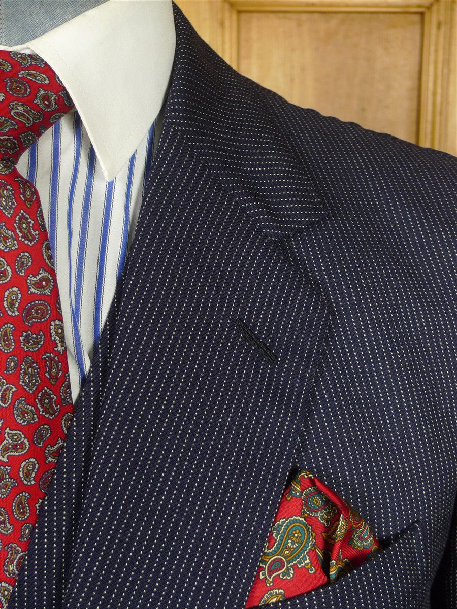 26/0249 fabulous 1987 wells of mayfair savile row bespoke immaculate navy blue pin-head stripe 3-piece worsted suit 39 regular