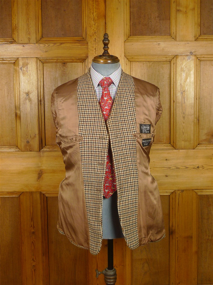 26/0254 immaculate vintage lambourne houndstooth check tweed sports jacket 39 short