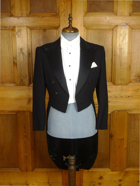 26/0326 immaculate vintage midnight wool evening tailcoat 39-40 short to regular
