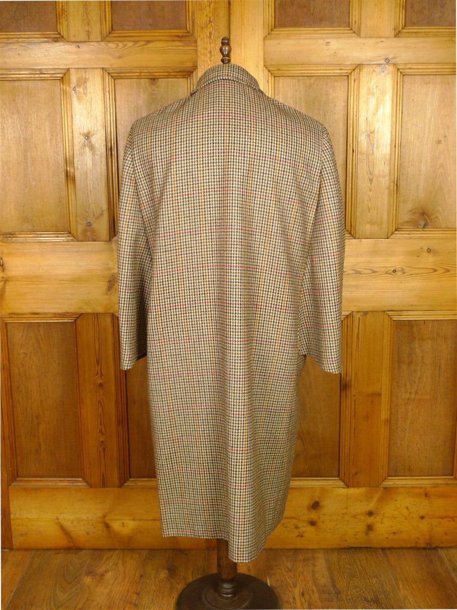 26/0308 near immaculate vintage baron of piccadilly scottish gun check tweed inverness cape 42