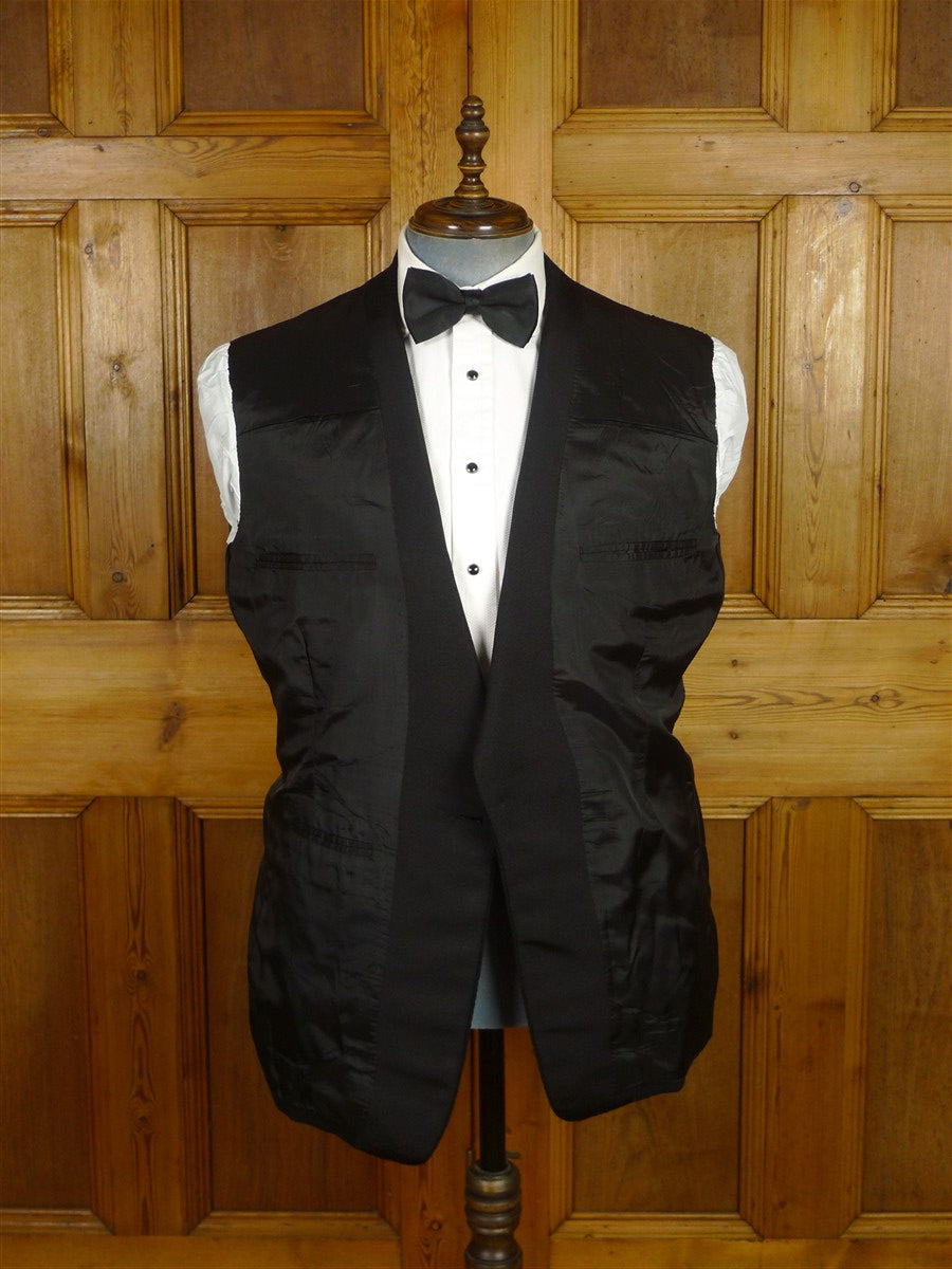26/0332 vintage 1990 immaculate n.h. chapman savile row bespoke black barathea wool dinner suit 43 regular