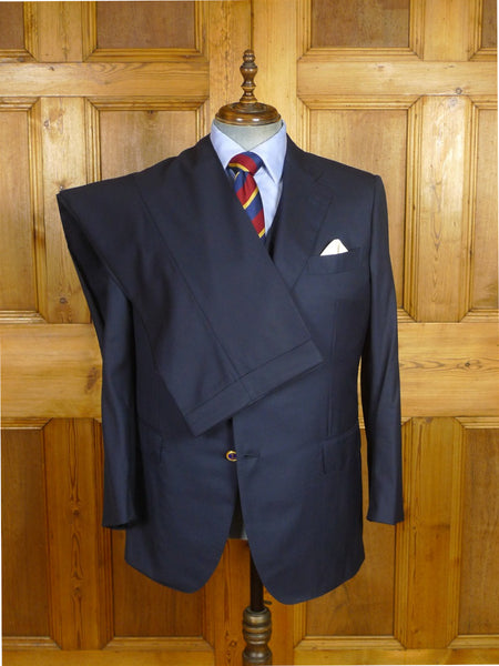 26/0347 immaculate gio genco mayfair italian bespoke super 150s & silk navy blue 3-piece suit 44 short