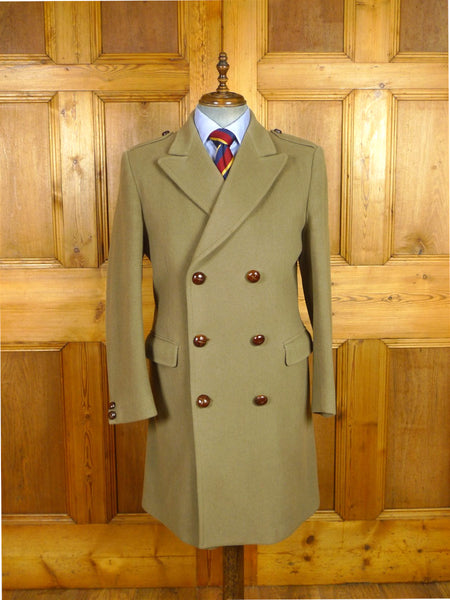 26/0395 excellent vintage crombie melton wool heavyweight british warm overcoat coat w/ leather buttons 41-42