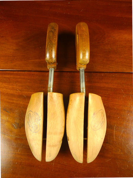 26/0407 genuine vintage church's wooden shoe block tree 7.5 - 9