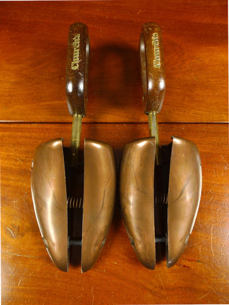 26/0408 genuine vintage church's wood & plastic shoe block tree 8 - 9