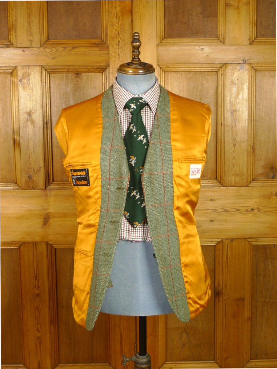 26/0393 near immaculate bladen supasax green / red wp check norfolk style tweed sports jacket 38 short