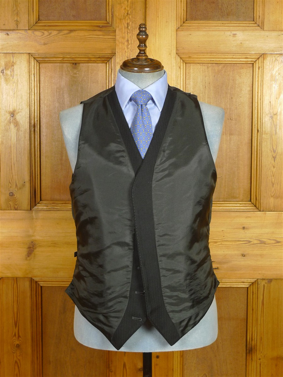 26/0464 immaculate magee masonic black herringbone waistcoat & 'cashmere stripe' morning trouser suit 44-45 regular