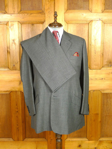 26/0497 near immaculate 2013 henry poole savile row bespoke grey pick weave 3-piece worsted suit 46 extra long