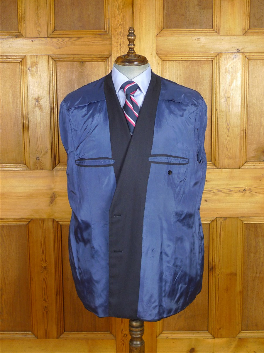 26/0513 maurice sedwell 2003 savile row bespoke dark navy blue herringbone worsted d/b blazer 46 short to regular
