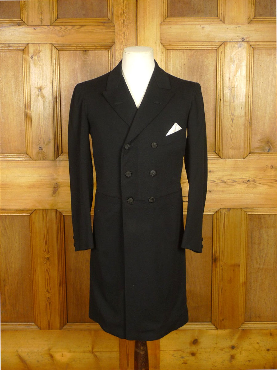 26/0537 wonderful antique paris tailored black wool d/b frock coat w/ beautiful detailing 35 regular