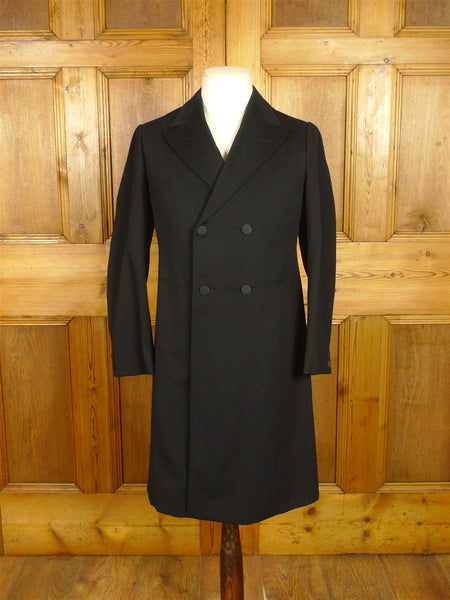 26/0539 genuine antique black wool d/b frock coat w/ beautiful detailing 33 short