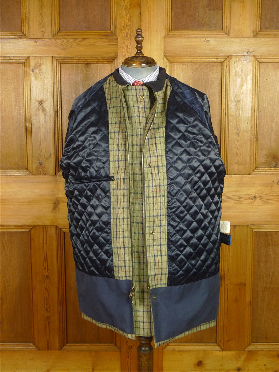 26/0544 near immaculate chrysalis green graph check tweed shooting jacket field coat w/ all weather membrane 44-45