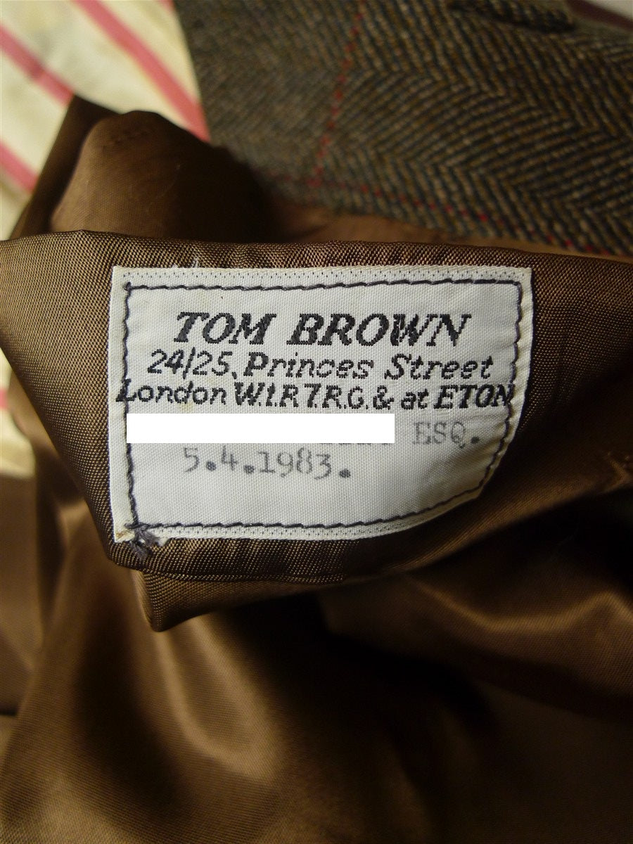 26/0551 vintage tom brown savile row bespoke brown / red wp check tweed country waistcoat 42-43