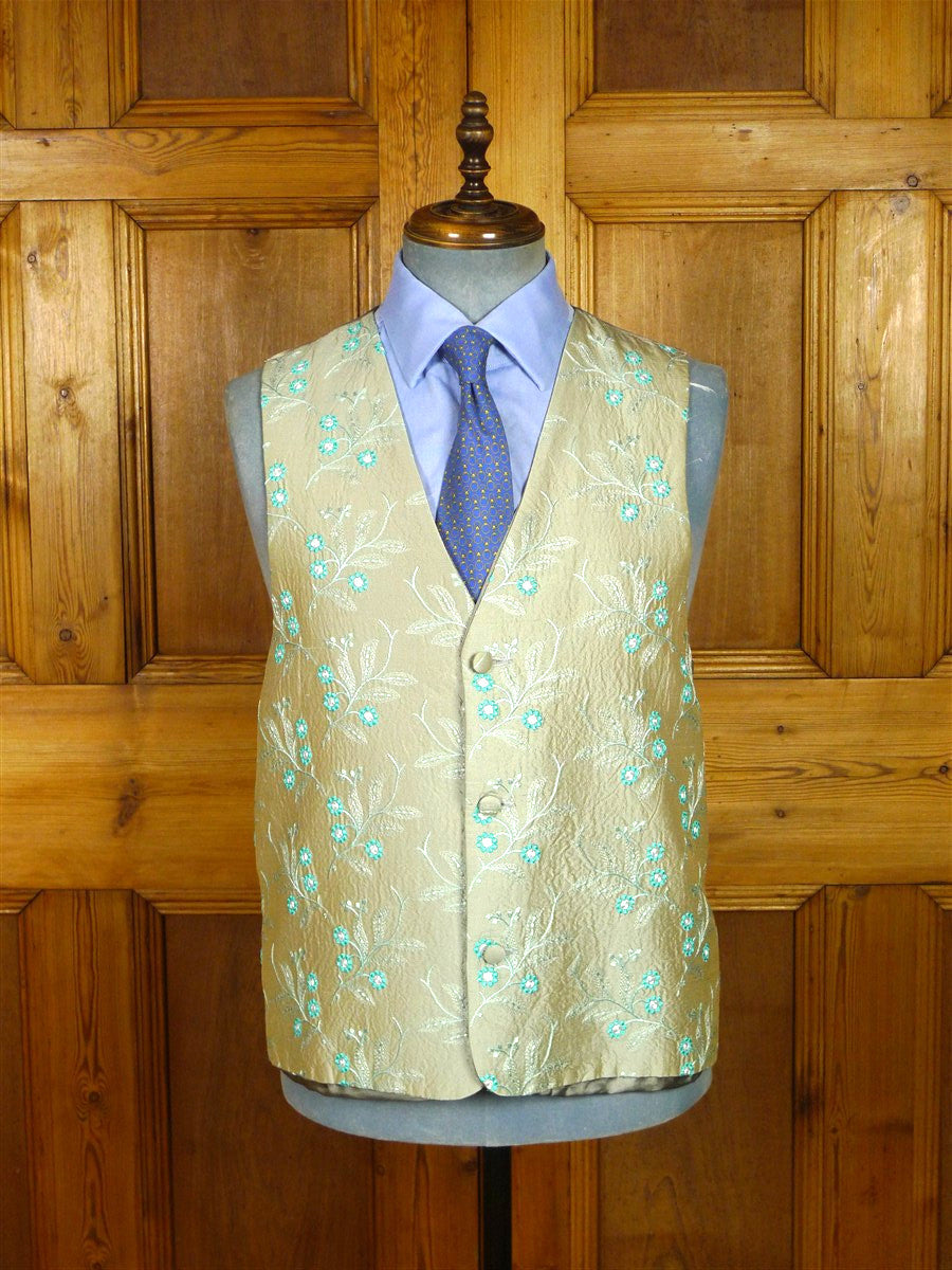 26/0572 neal & palmer jermyn street embroidered silk morning waistcoat 42