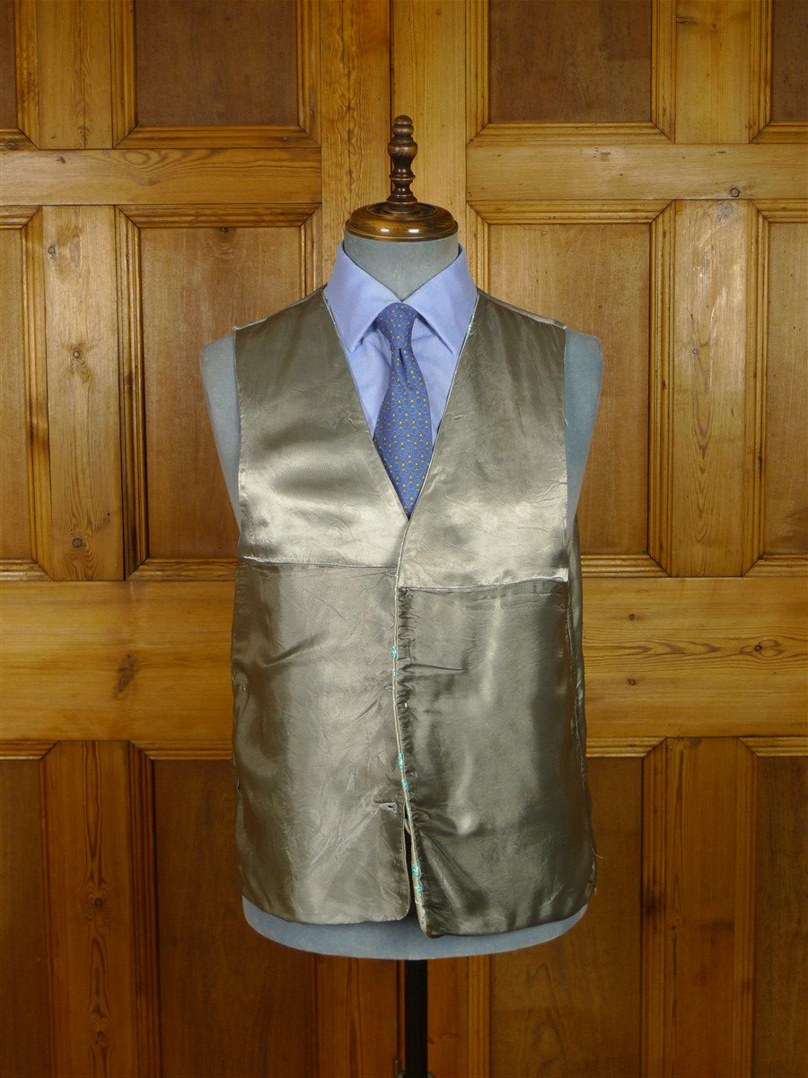 26/0572 neal & palmer jermyn street embroidered silk morning waistcoat 42