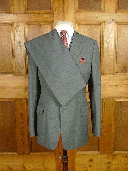 26/0579 vintage 1986 dege & sons savile row bespoke grey worsted flannel 3-piece suit 38 regular