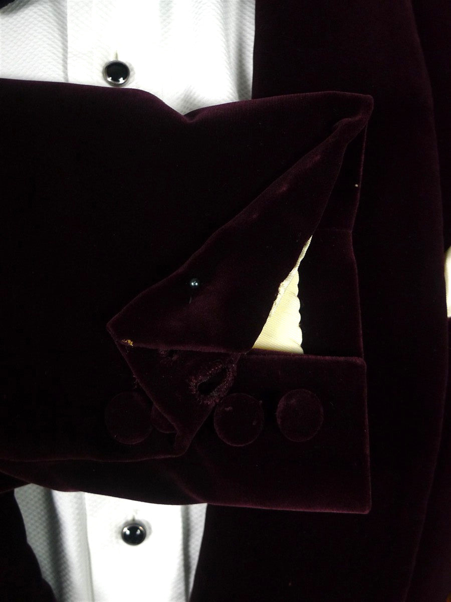 26/0601 beautiful 1973 vintage london bespoke burgundy silk-velvet shawl lapel dinner / smoking jacket 38 long