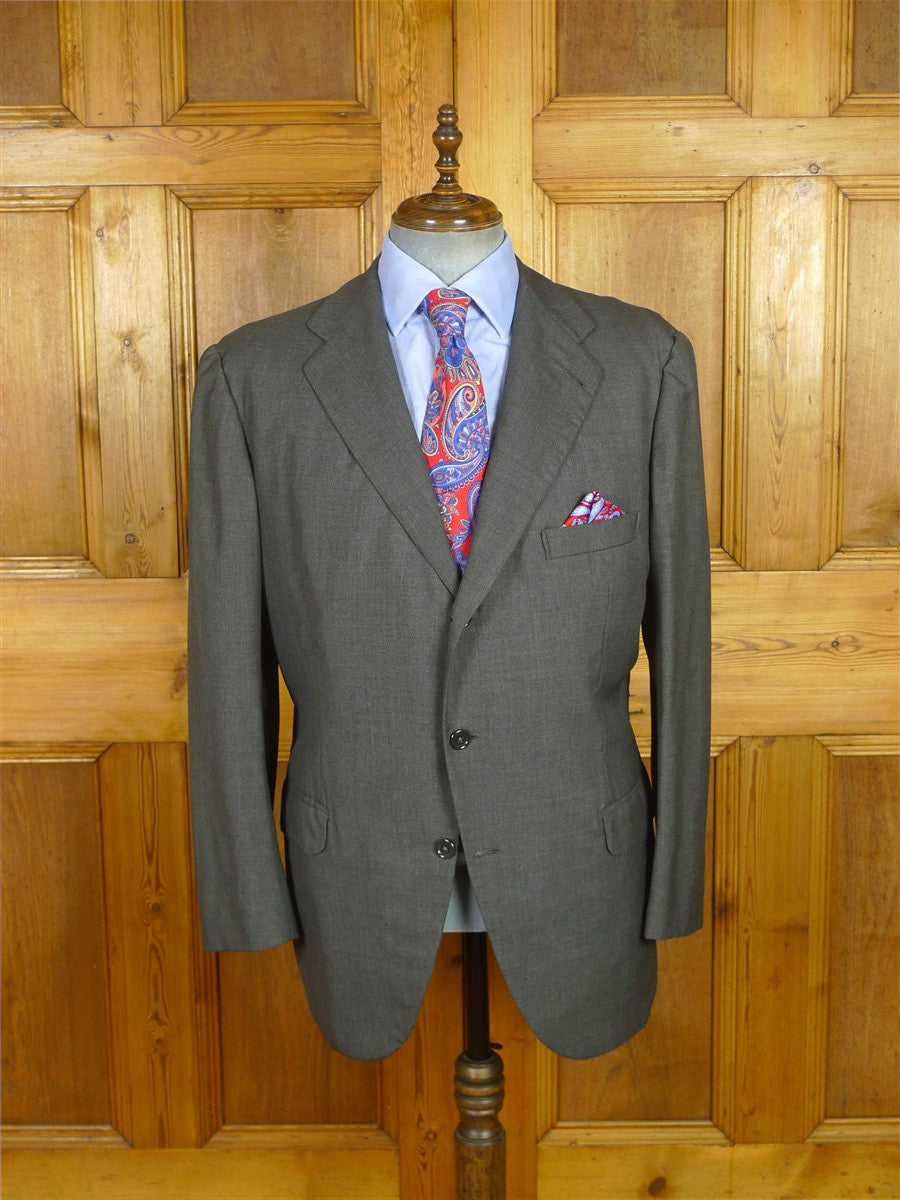 26/0636 immaculate 2002 madrid bespoke canvassed holland & sherry wool grey suit 46 regular
