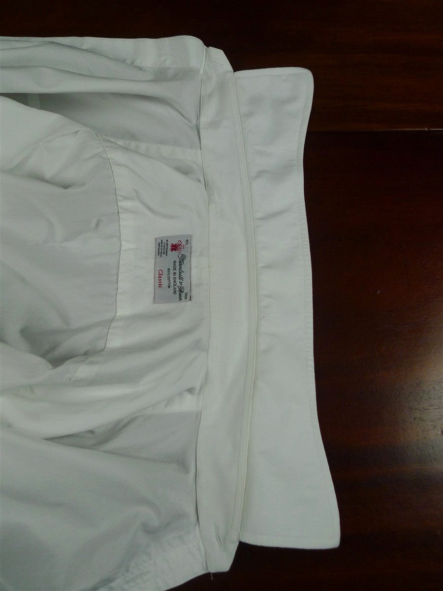 26/0681 turnbull & asser cotton white long sleeve double cuff shirt 15"