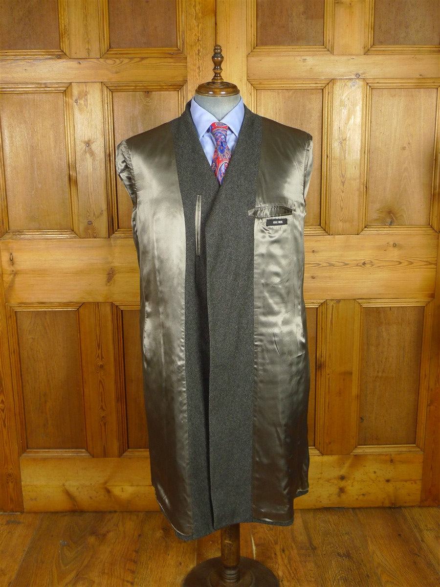 26/0656 immaculate vintage daks simpson grey wool twill overcoat coat 44 long