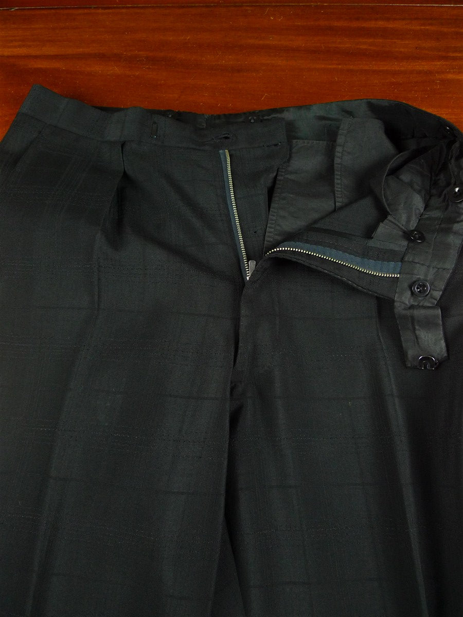 26/0661 wonderful 1978 vintage norton & sons savile row bespoke black textured check wool & silk suit 39 regular