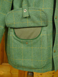 26/0695 immaculate stowers savile row bespoke green / amber wp check tweed shooting coat 44