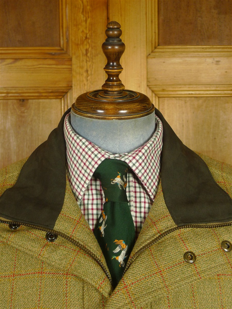 26/0696 new w/ tags (slight seconds) musto wp check tweed shooting coat 45