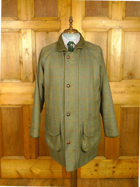 26/0697 immaculate john brocklehurst heavyweight green / amber wp check tweed shooting coat 44-46